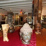 Chambre&table D'hotes Ptitmonde 住宿加早餐酒店 3*